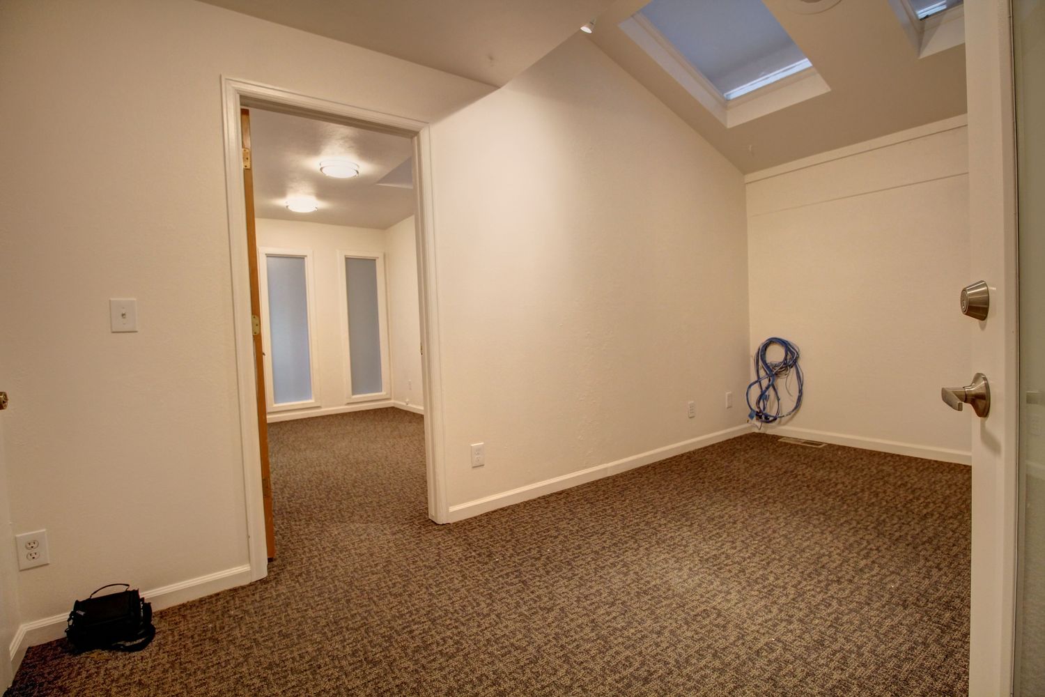 Suite 307